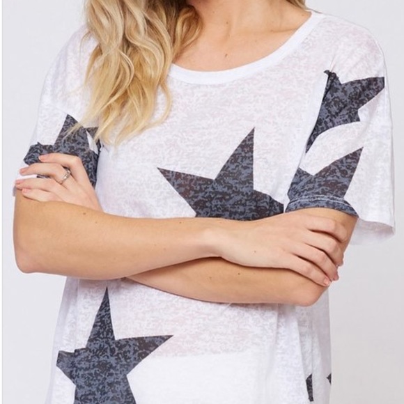 Star Burnout Graphic Tee - Picture 5 of 7